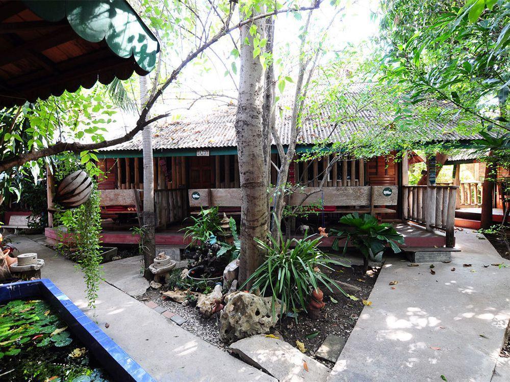 Sukhothai Guest House Exterior foto