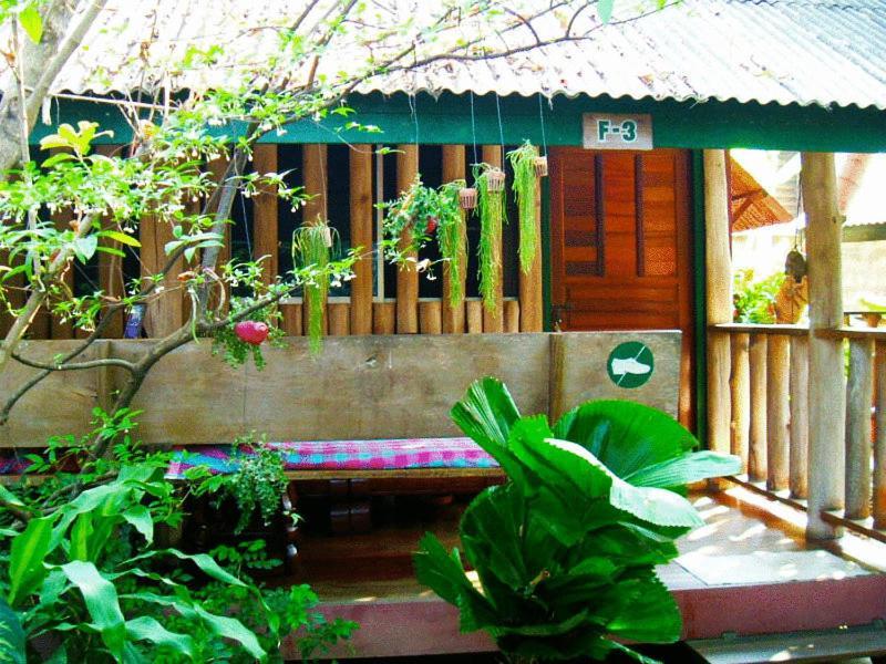 Sukhothai Guest House Exterior foto